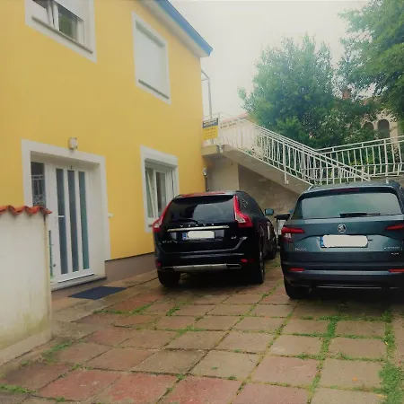 Διαμέρισμα With A Parking Space - 7896 Οπατία