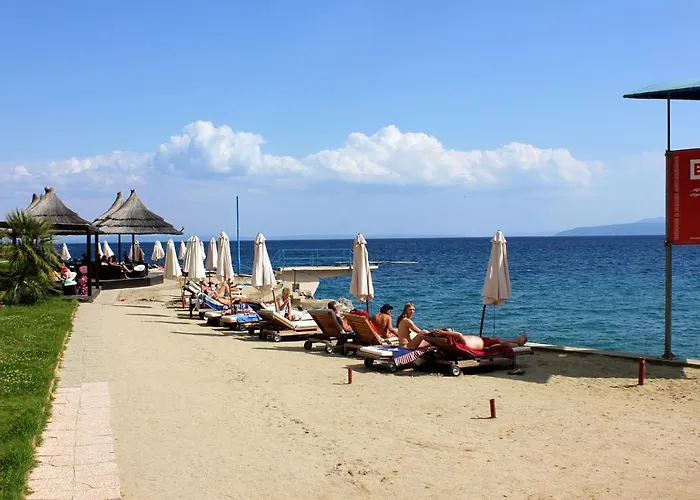 With A Parking Space - 7896 アパート *